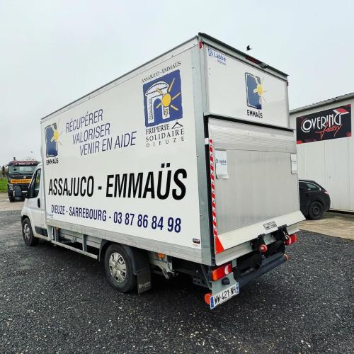 covering_camion_emmaus